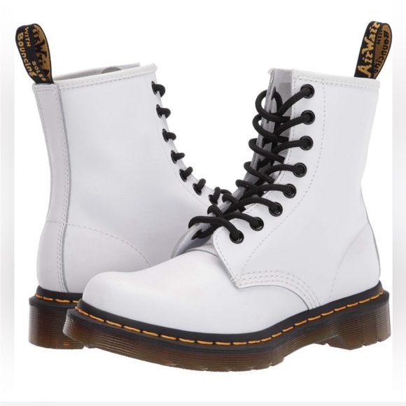 Dr Martens Women’s Luana White Leather Combat Boots sz 8 - Picture 1 of 12